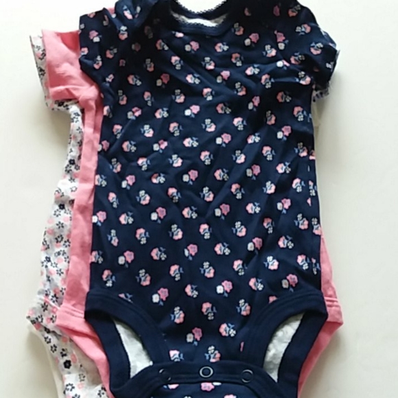 Set of 5 infant onsies - Picture 3 of 8